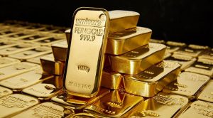 Gold price, gold price record, gold surpasses $4000, gold hits all-time high, record gold prices 2025, gold market news, precious metals, gold investment, gold trading, global economy, inflation hedge, gold price today, gold forecast, commodity market, financial news