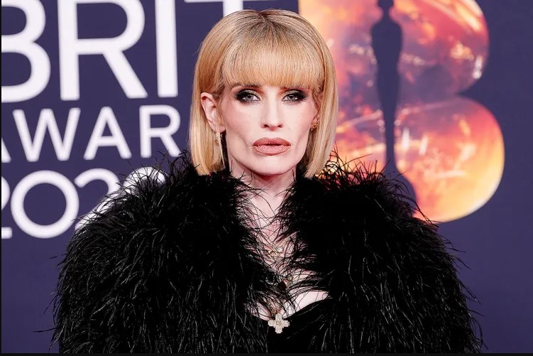 Kelly Osbourne, Kelly Osbourne trolls, Kelly Osbourne news, Kelly Osbourne interview, celebrity struggles, celebrity mental health, Kelly Osbourne statement, celebrity news 2026, Kelly Osbourne comeback, Kelly Osbourne personal life, celebrity social media clapback, Kelly Osbourne latest, Kelly Osbourne emotional, Hollywood news, celebrity updates