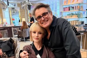 Kelly Osbourne’s Hairstylist Urges Fans to Send Love After Appearance Buzz Sparks Reaction